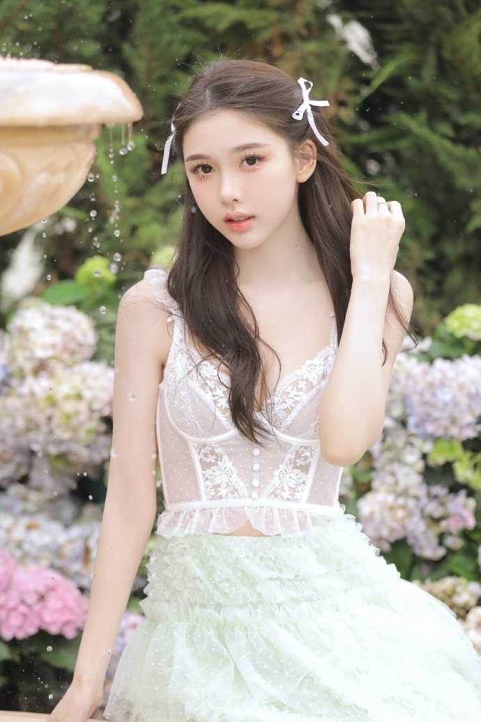 怪物 海报